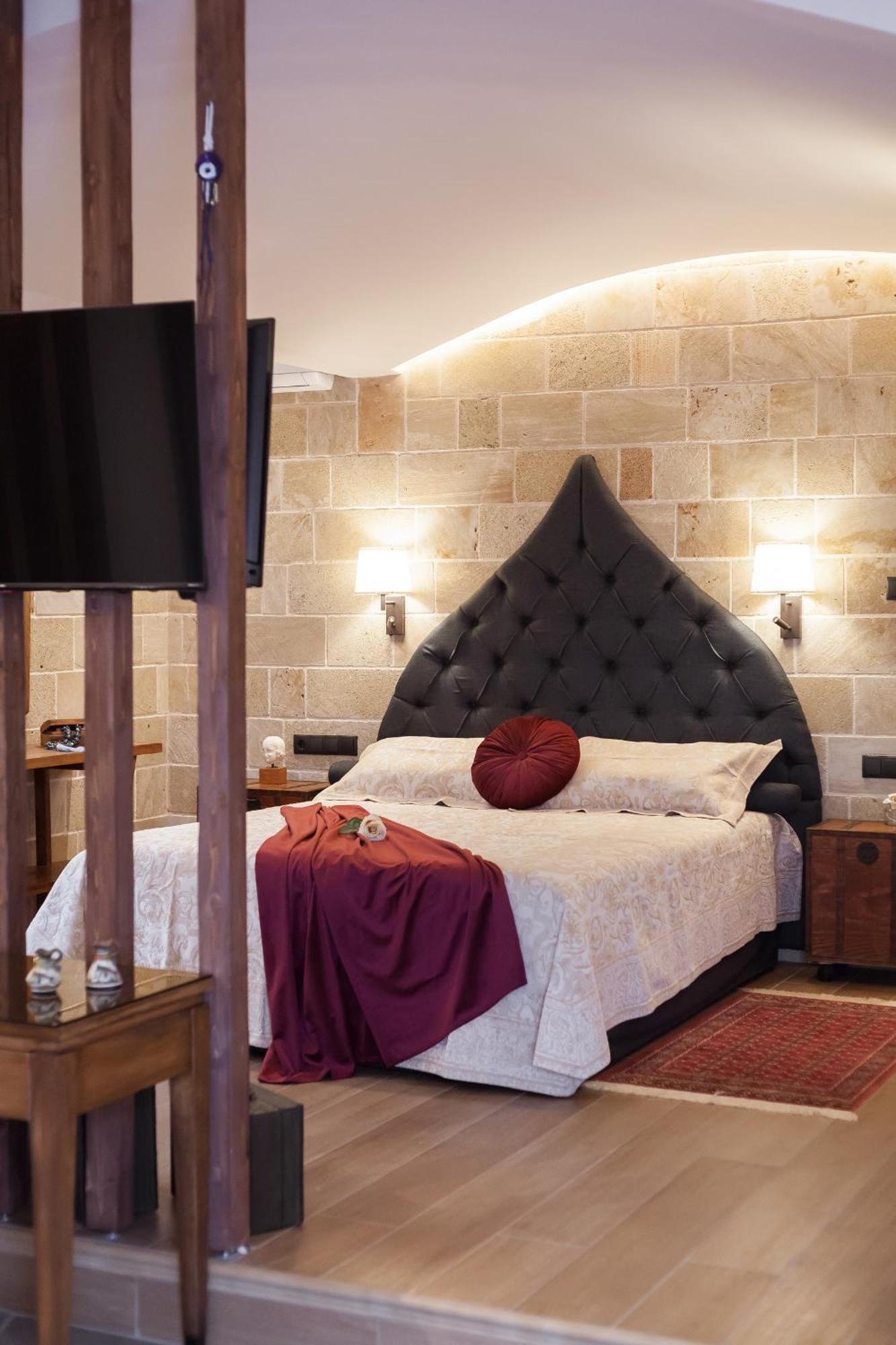 Utopia Luxury Suites - Old Town Rhodes City Exterior photo