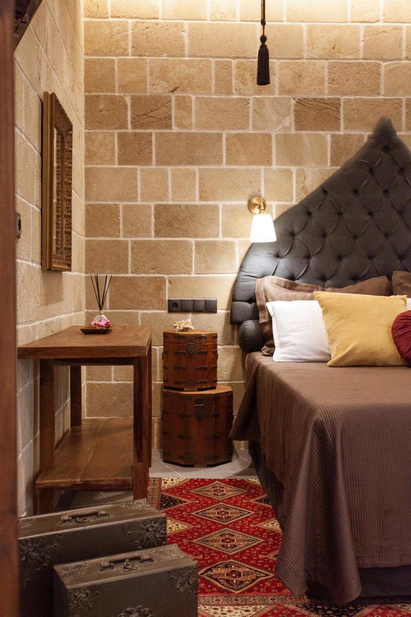 Utopia Luxury Suites - Old Town Rhodes City Exterior photo