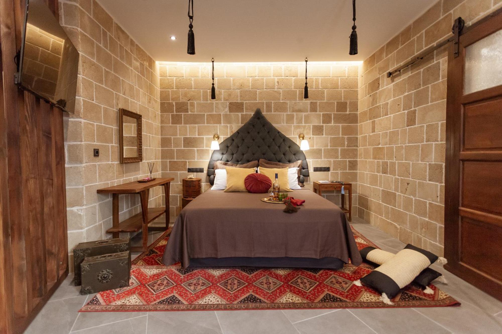 Utopia Luxury Suites - Old Town Rhodes City Exterior photo
